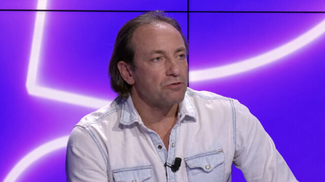 Philippe Candeloro prend la tête des sports de glace français