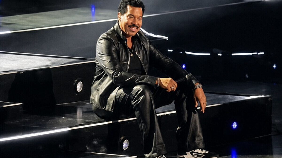 Lionel Richie écourte son concert après des vertiges sur scène