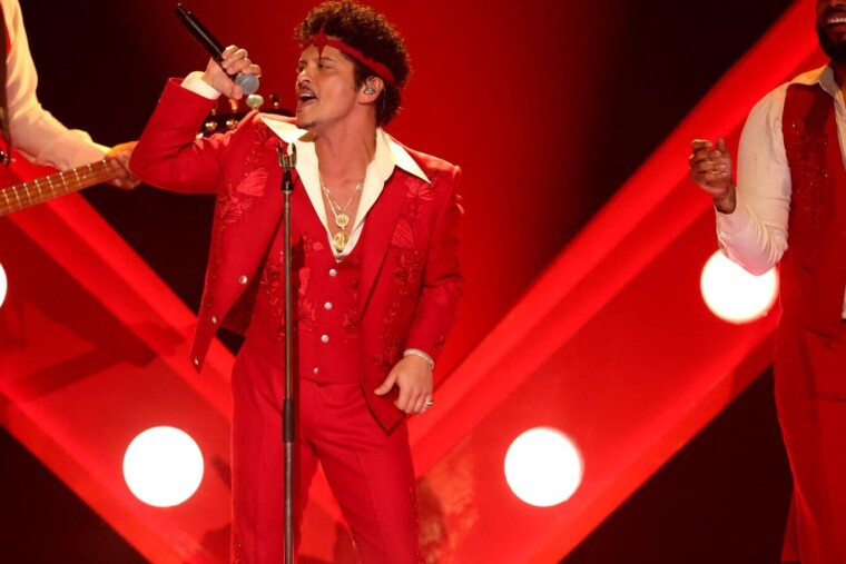 Bruno Mars de retour au Stade de France pour trois concerts à guichets fermés