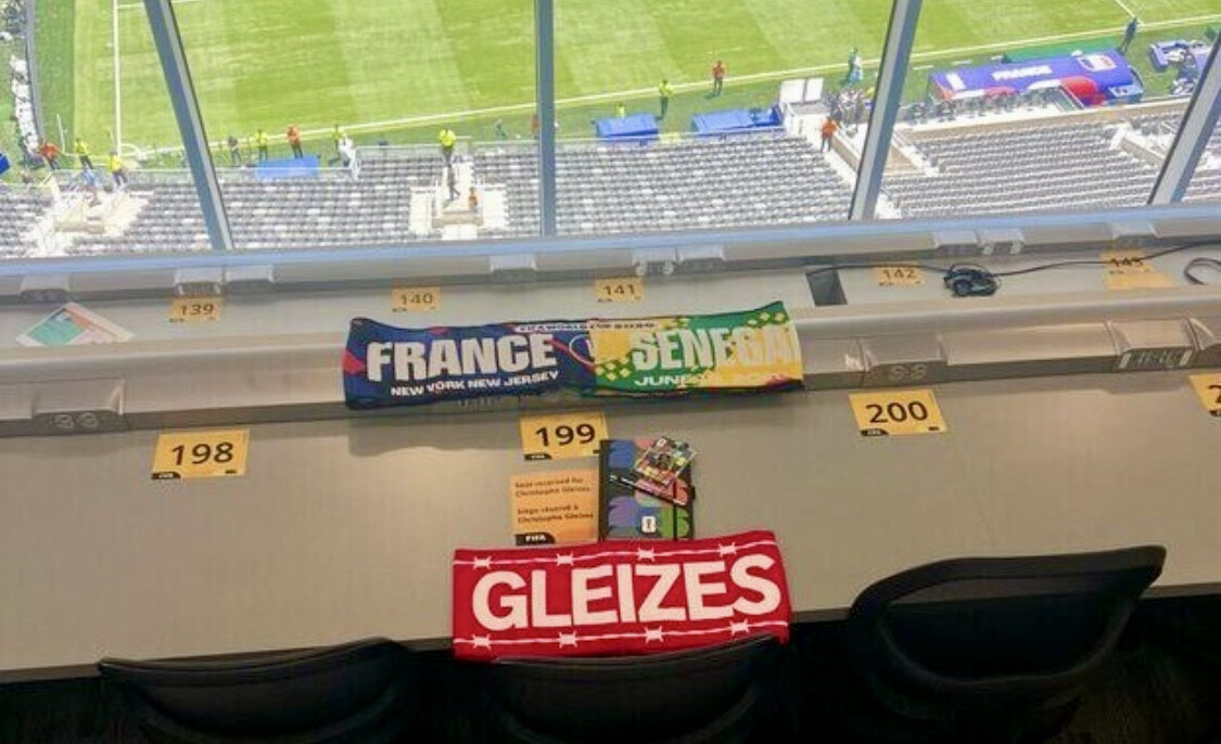 France-Senegal: FIFA symbolically reserves a place for Christophe Gleizes, imprisoned in Algeria