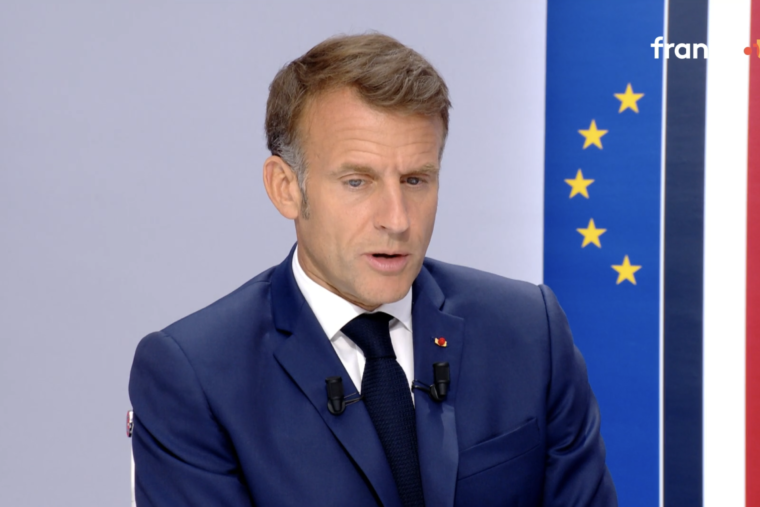 Emmanuel Macron estime que son successeur devra relancer la réforme des retraites