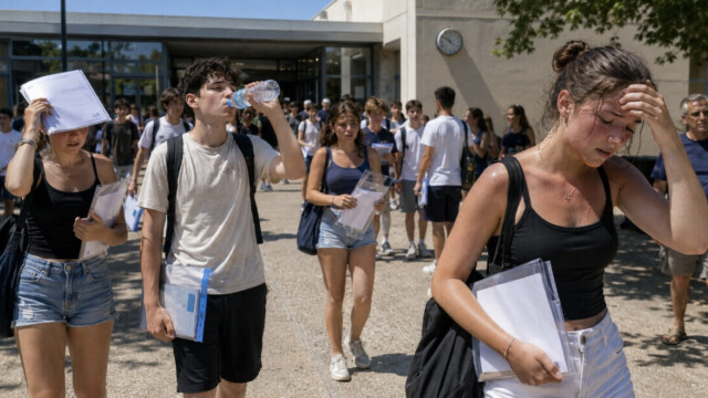 Screenshot Canicule : les oraux du bac reportés pour 10.000 candidats, le brevet maintenu vendredi