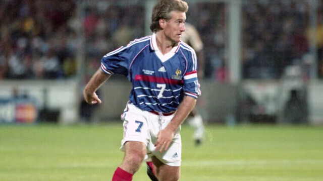 — 12 juin 1998 : il y a 28 ans, Didier Deschamps disputait son premier match de Coupe du monde avec les Bleus