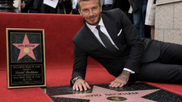 — David Beckham premier footballeur à recevoir son étoile sur le Walk of Fame