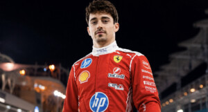 — Charles Leclerc annuncia in un video che prolungherà il suo contratto con la Ferrari: "Resto qui"