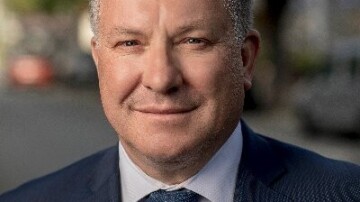 L'ancien maire du Kremlin-Bicêtre jugé pour corruption et paris hippiques