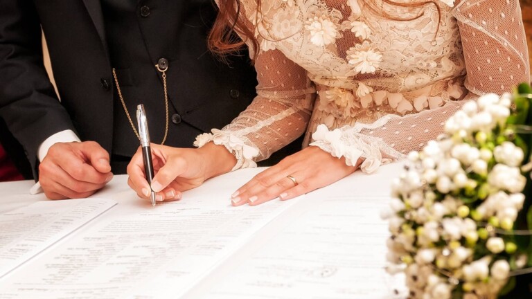 L'Assemblée examine jeudi l'interdiction du mariage sous OQTF