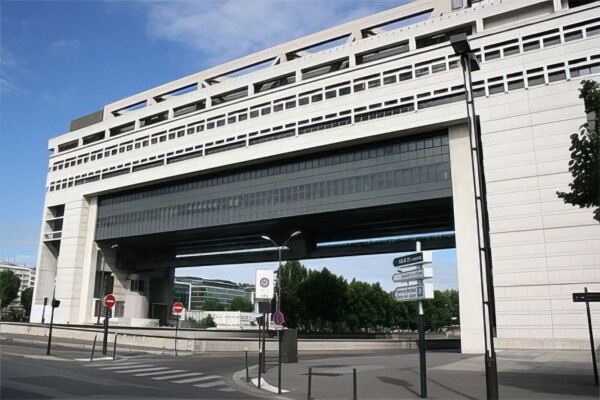La dette française grimpe à 117,5 % du PIB au premier trimestre 2025