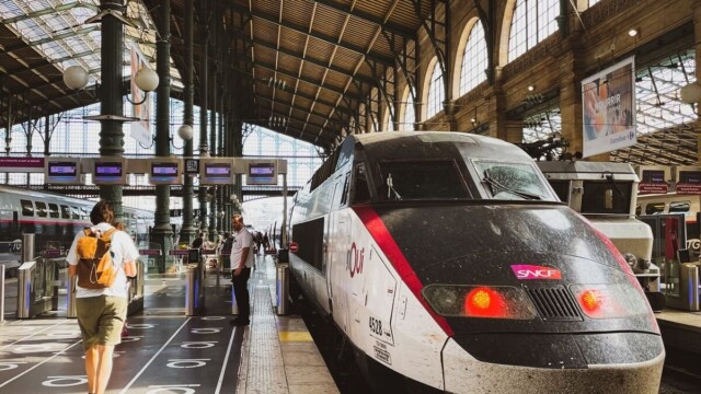 La SNCF met en vente 100 000 billets de TGV à 19 euros pour août La SNCF met en vente 100 000 billets de TGV à 19 euros pour août