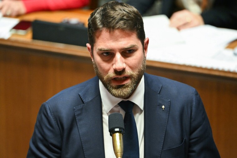 Le gouvernement prépare un plan d'urgence pour sortir le logement de la crise