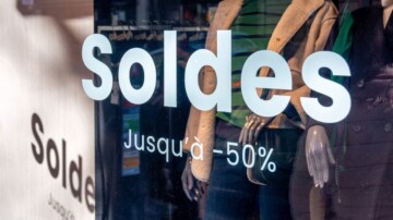 Le gouvernement va prolonger les soldes d'été, fragilisés par la canicule