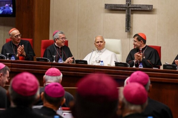 Pope Leo XIV calls for "truth, justice and reparation" for the victims of the Church