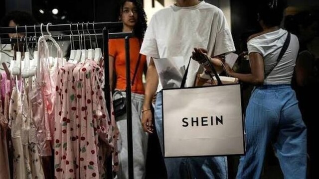 Le Parlement adopte la loi anti fast-fashion avec un malus pouvant atteindre 20 euros