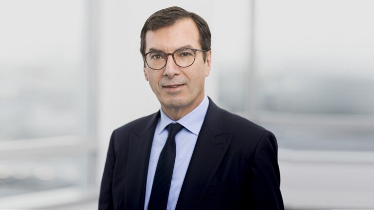 Le projet de loi sur la transparence salariale reporté à fin 2026