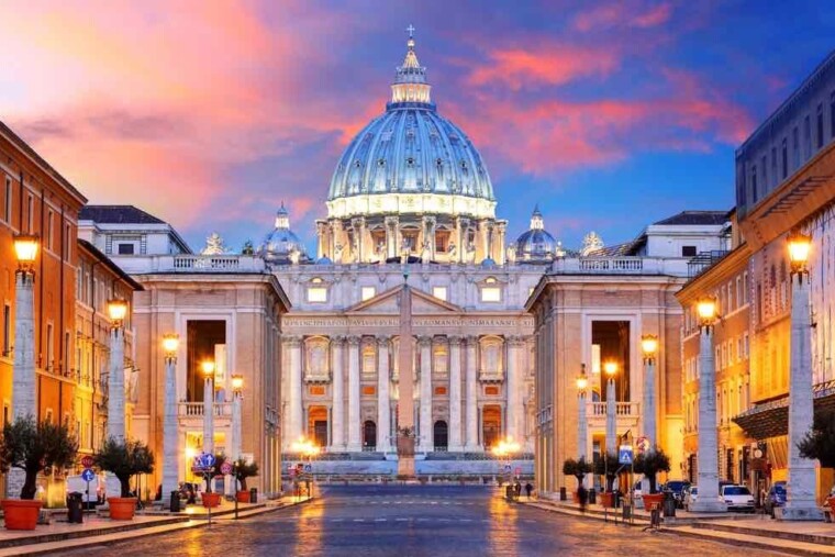Le Vatican adopte de nouveaux statuts pour mieux protéger les mineurs