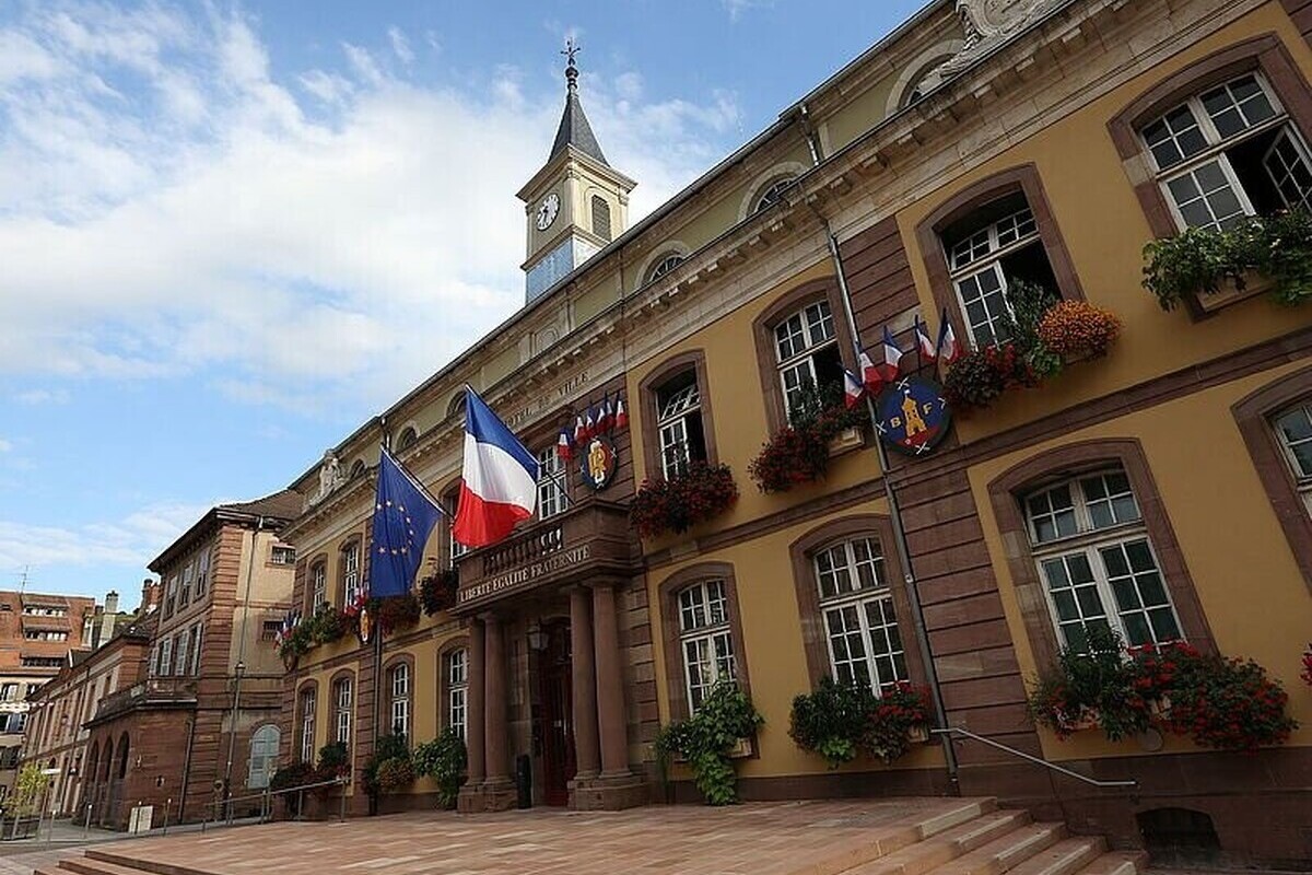 Les communes terminent 2025 avec des investissements records mais une dette alourdie