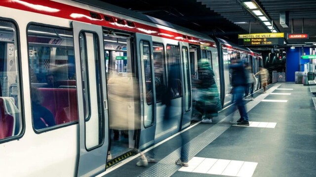 Lyon : un homme aveugle meurt après une chute sur les voies du métro