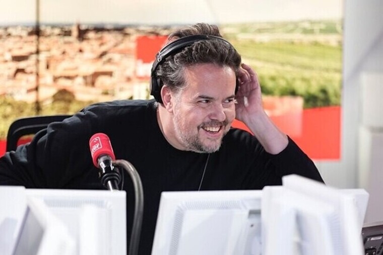 Nicolas Demorand animera une nouvelle émission le week-end sur France Inter