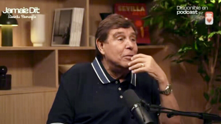 Jean-Pierre Foucault: «Tant que je n’ai pas besoin de déambulateur, je garde Miss France»