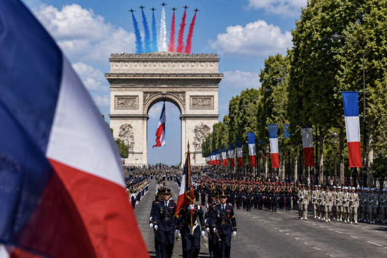 La justice annule le QR code obligatoire pour assister au défilé du 14-Juillet à Paris
