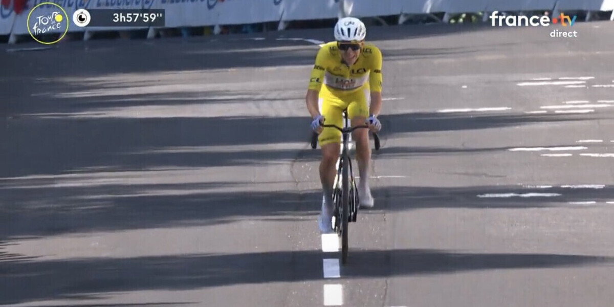 Tour de France : Pogacar écrase la 10e étape au Lioran — Tour de France : Pogacar écrase la 10e étape au Lioran, Paul Seixas grimpe sur le podium du général