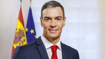 «Que le racisme perde» : le chef du gouvernement espagnol condamne les propos de Mariano Rajoy contre les Bleus
