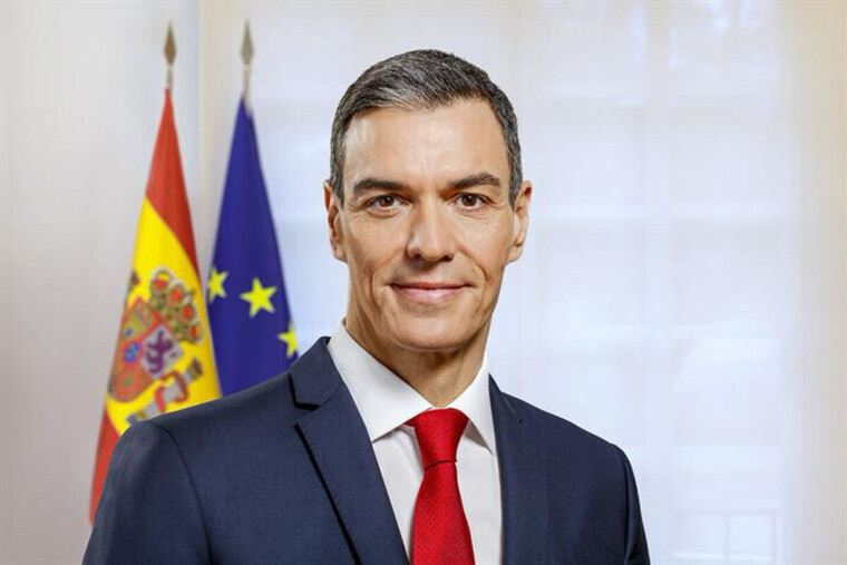 «Que le racisme perde» : le chef du gouvernement espagnol condamne les propos de Mariano Rajoy contre les Bleus