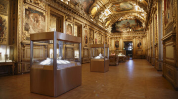 Neuf mois après le casse du Louvre, la galerie d’Apollon rouvre, mais sans ses bijoux. (Louvre)