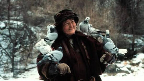 Brenda Fricker est morte à 81 ans. Elle était l’inoubliable dame aux pigeons de «Maman, j’ai encore raté l’avion !»