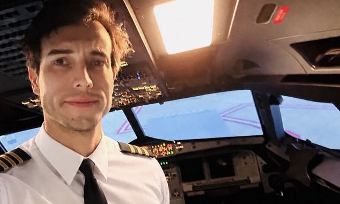"You know what to do": an instructor commits suicide mid-flight, his student lands the Cessna alone