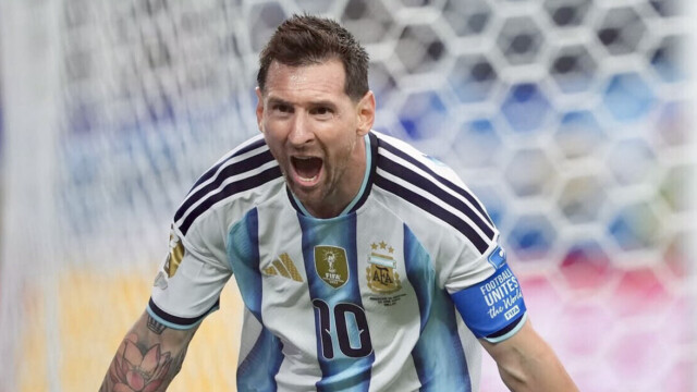 — Argentine-Angleterre : à 39 ans, Lionel Messi affiche une vitesse de pointe supérieure à celle du Mondial 2022 Argentine-Angleterre : à 39 ans, Lionel Messi affiche une vitesse de pointe supérieure à celle du Mondial 2022