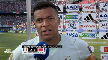 — «Quelqu’un peut-il arrêter la France?» : la presse étrangère impressionnée par les Bleus