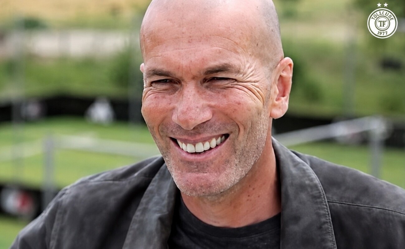 — Équipe de France : la FFF prépare la signature de Zinédine Zidane après la Coupe du monde
