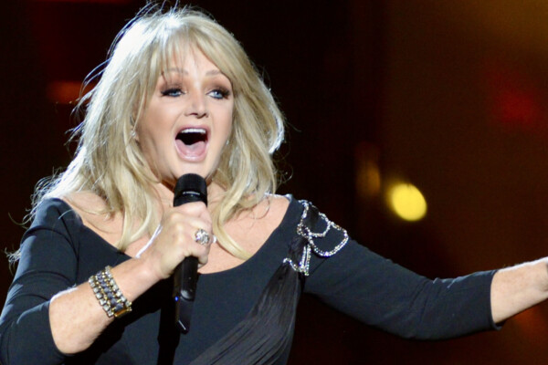 Bonnie Tyler est morte à 75 ans : la voix de «Total Eclipse of the Heart» s’est éteinte au Portugal