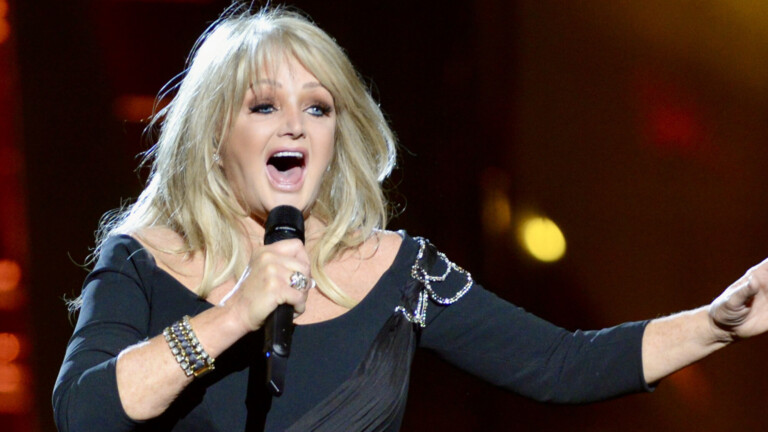 Bonnie Tyler est morte à 75 ans : la voix de «Total Eclipse of the Heart» s’est éteinte au Portugal
