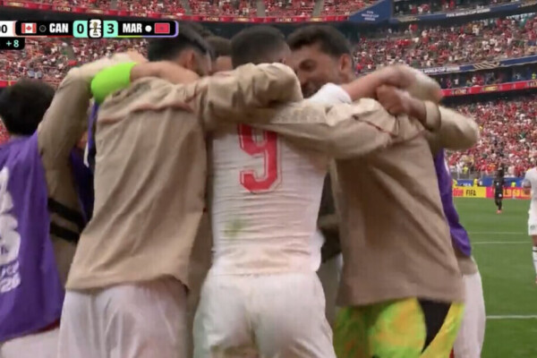 Le Maroc terrasse le Canada 3-0 et rejoint les quarts du Mondial