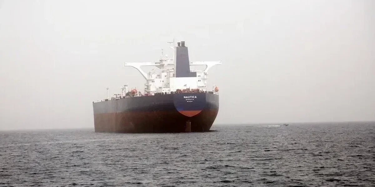 Alerte en mer Rouge : un cargo attaqué au large du Yémen, les autorités ouvrent une enquête