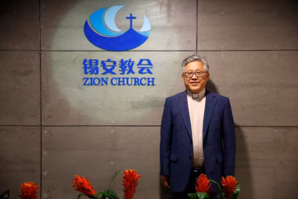 Après des mois de détention en Chine, un pasteur d’une église clandestine retrouve la liberté et arrive aux États-Unis