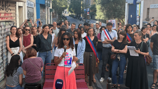 Après la relaxe de l'animateur, les familles d'élèves de l'école Alphonse-Baudin manifestent leur colère