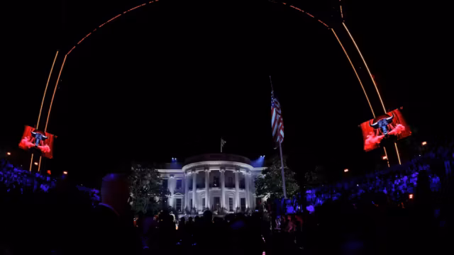 Attentat déjoué contre un événement de l'UFC à la Maison-Blanche : huit hommes inculpés aux États-Unis