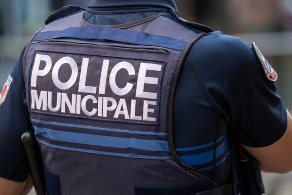 Avignon : un homme tué par un policier municipal après un refus d'obtempérer