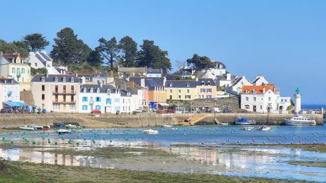 Belle-Île-en-Mer : enquête après la mort du maire de Locmaria sur le port du Palais