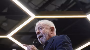 Brésil : Lula donné vainqueur face à Flávio Bolsonaro au second tour selon un sondage