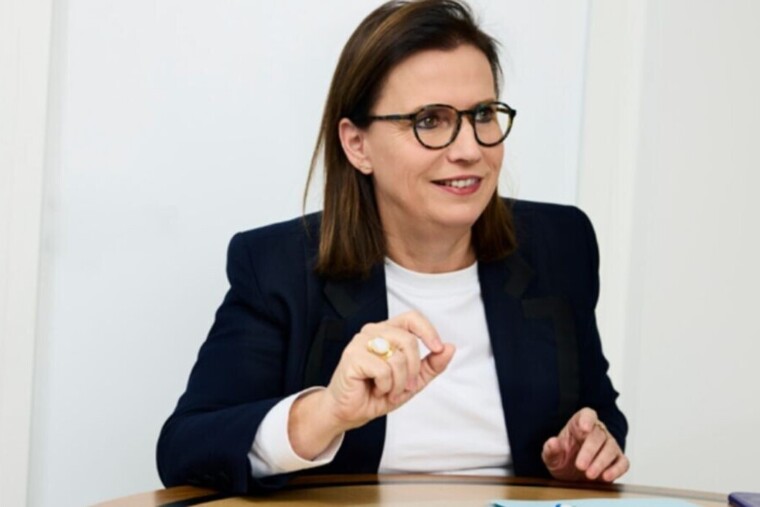 Claire Hédon quitte la Défenseure des droits après un mandat marqué par les Outre-mer
