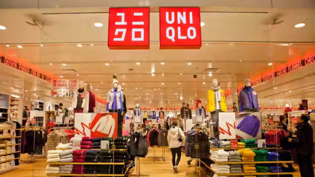 Conditions de travail : les salariés d'Uniqlo appelés à la grève ce samedi dans plusieurs magasins en France