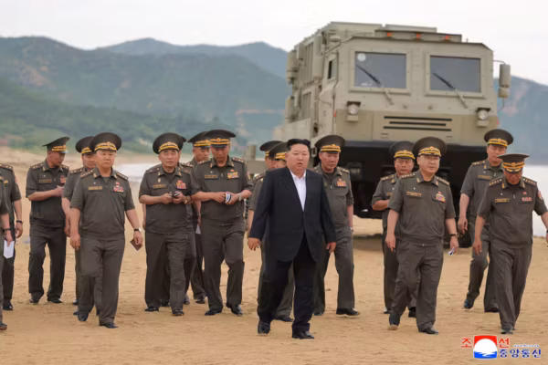 Corée du Nord : Kim Jong Un ordonne un renforcement « quantitatif et qualitatif » des forces nucléaires