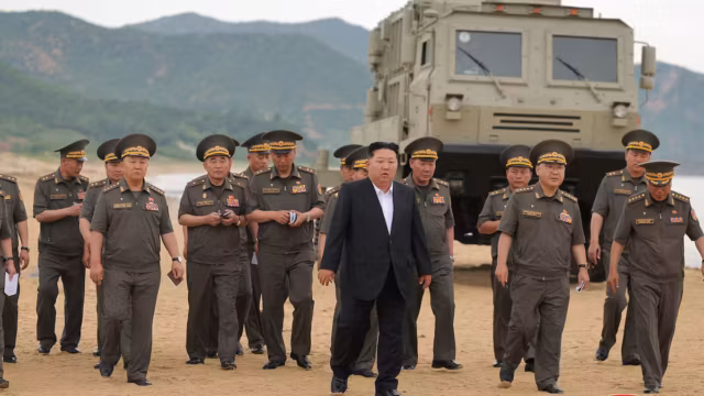 Corée du Nord : Kim Jong Un ordonne un renforcement « quantitatif et qualitatif » des forces nucléaires — photo