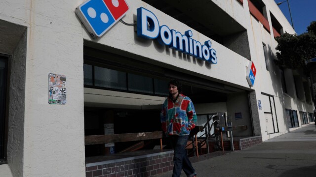 Domino's Pizza dépasse les attentes grâce à sa chaîne d'approvisionnement malgré une demande en ralentissement