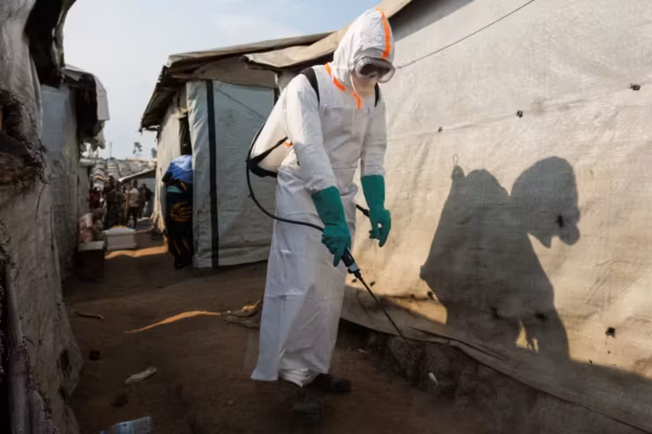 Ebola en RDC : le nombre de cas confirmés atteint 1 708, avec 580 décès recensés