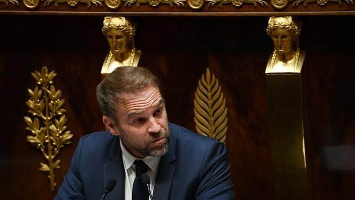 Fin de vie : Marc Ferracci critique la communication de Matignon sur la saisine du Conseil constitutionnel